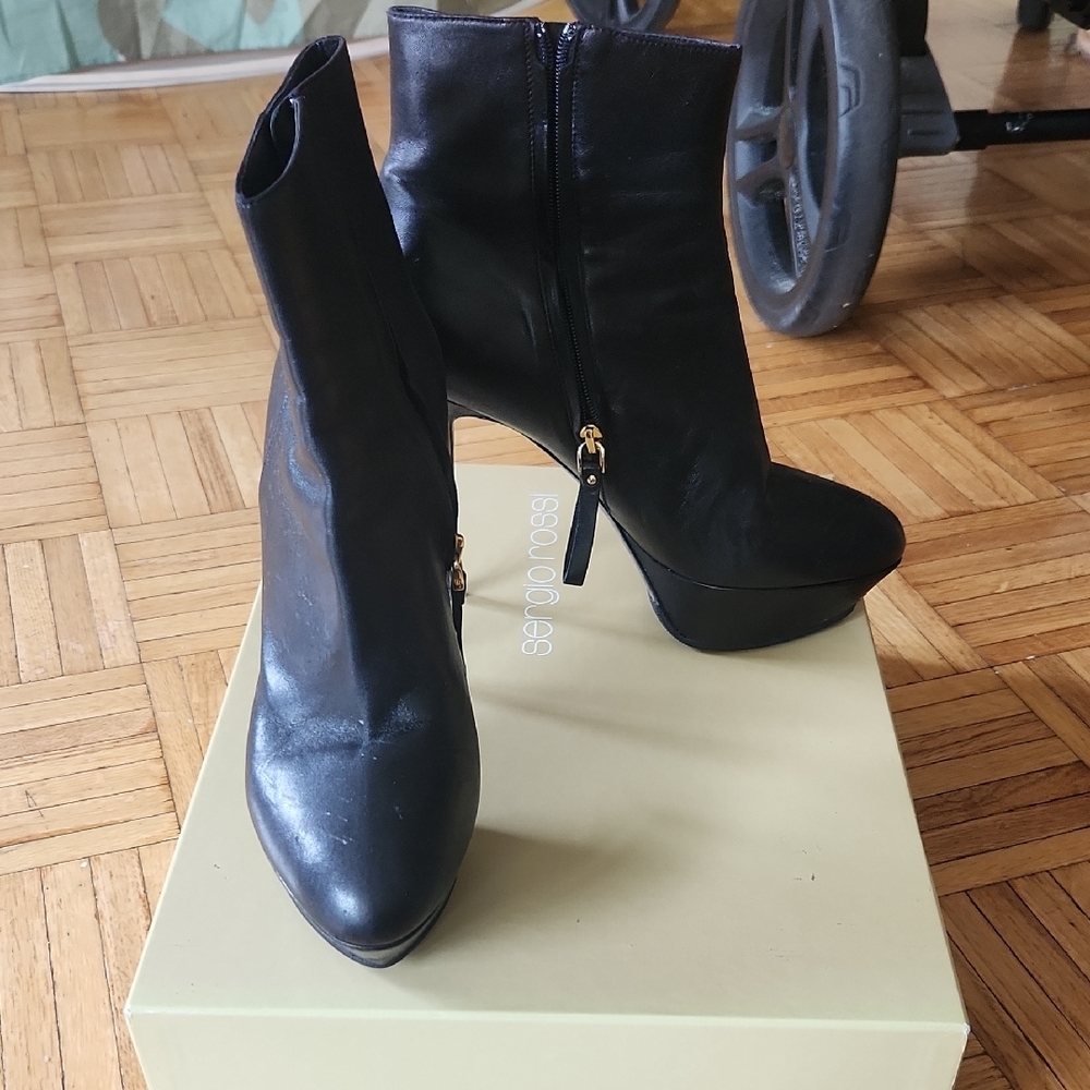 Sergio Rossi Black Heeled Boots with Stiletto Heel